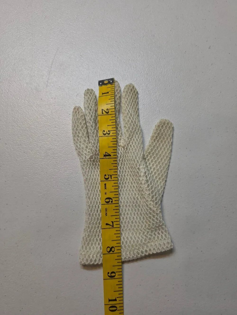 Vintage Japan Off White Mesh Fishnet Gloves